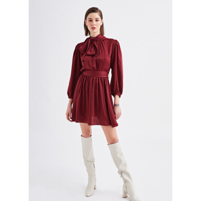 Red Long Puffy Sleeves Women Elegant Chic Satin Short Turtleneck