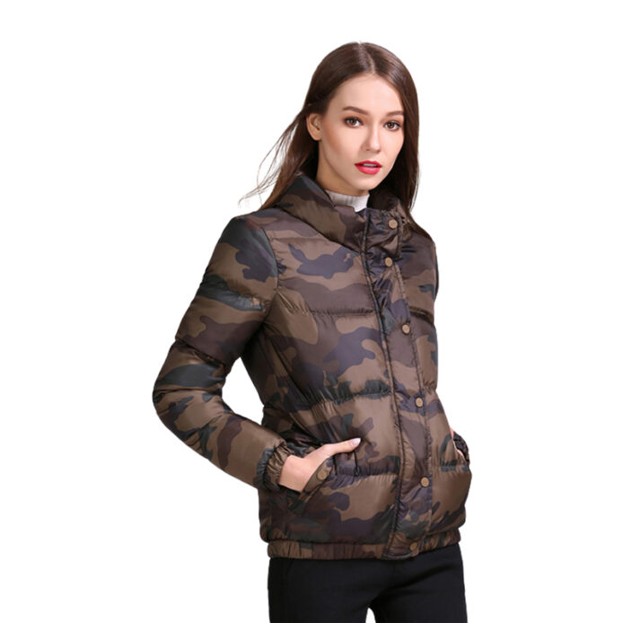 Long Sleeves Stand Collar Camouflage Printed Short Puffer Jacket