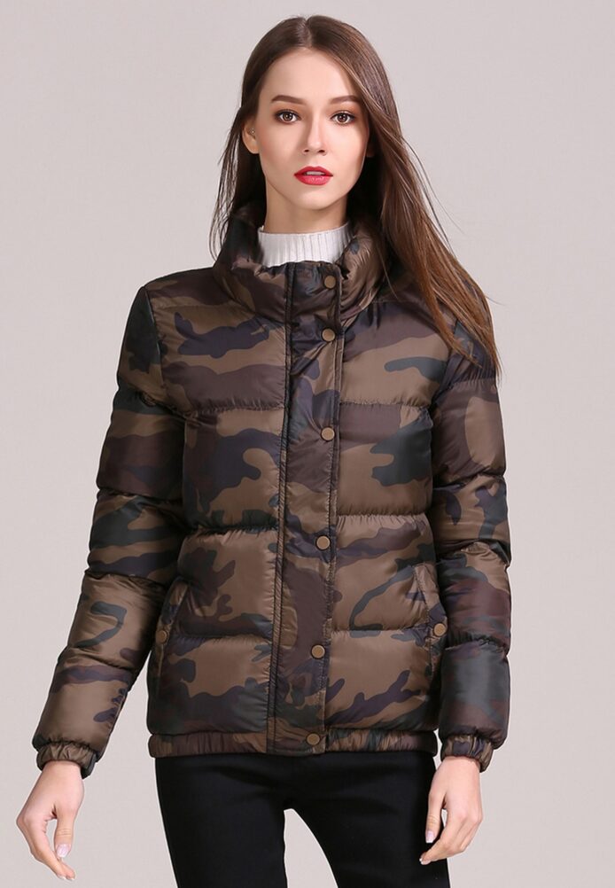 Long Sleeves Stand Collar Camouflage Printed Short Puffer Jacket - Image 3